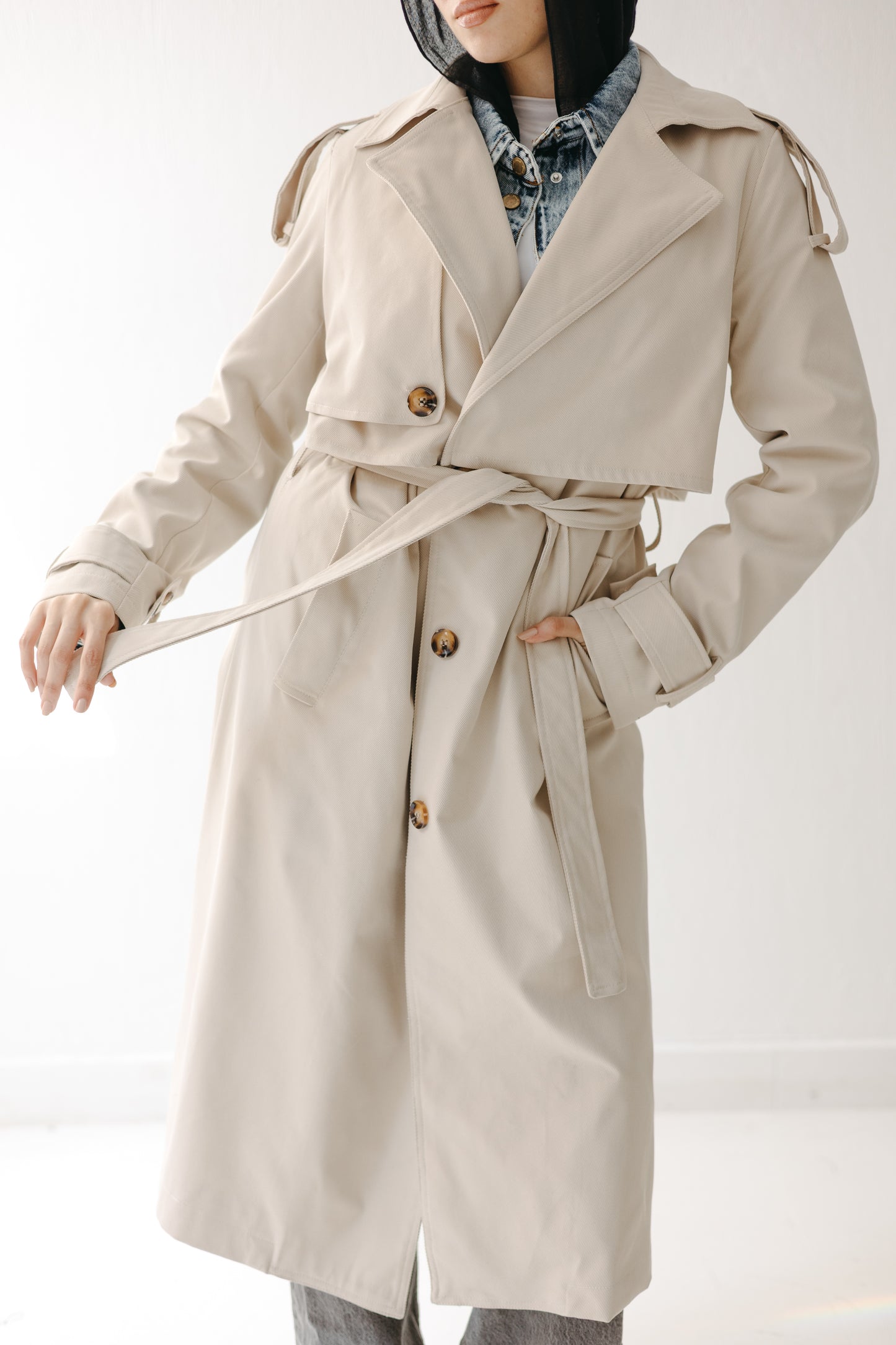 The Classic Edit Trench in Sand