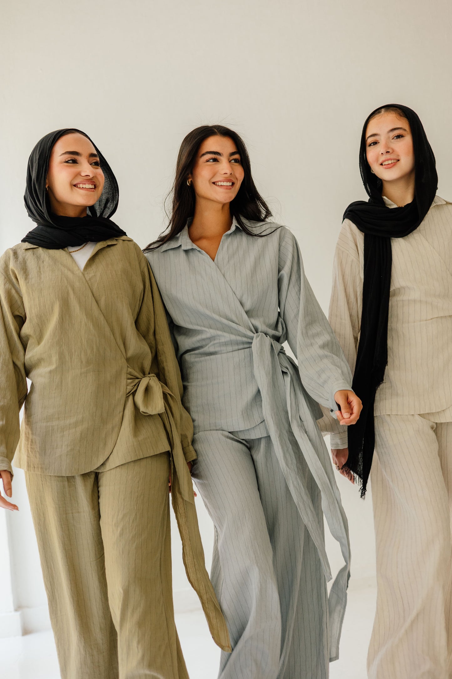 Coastline Set in Khaki