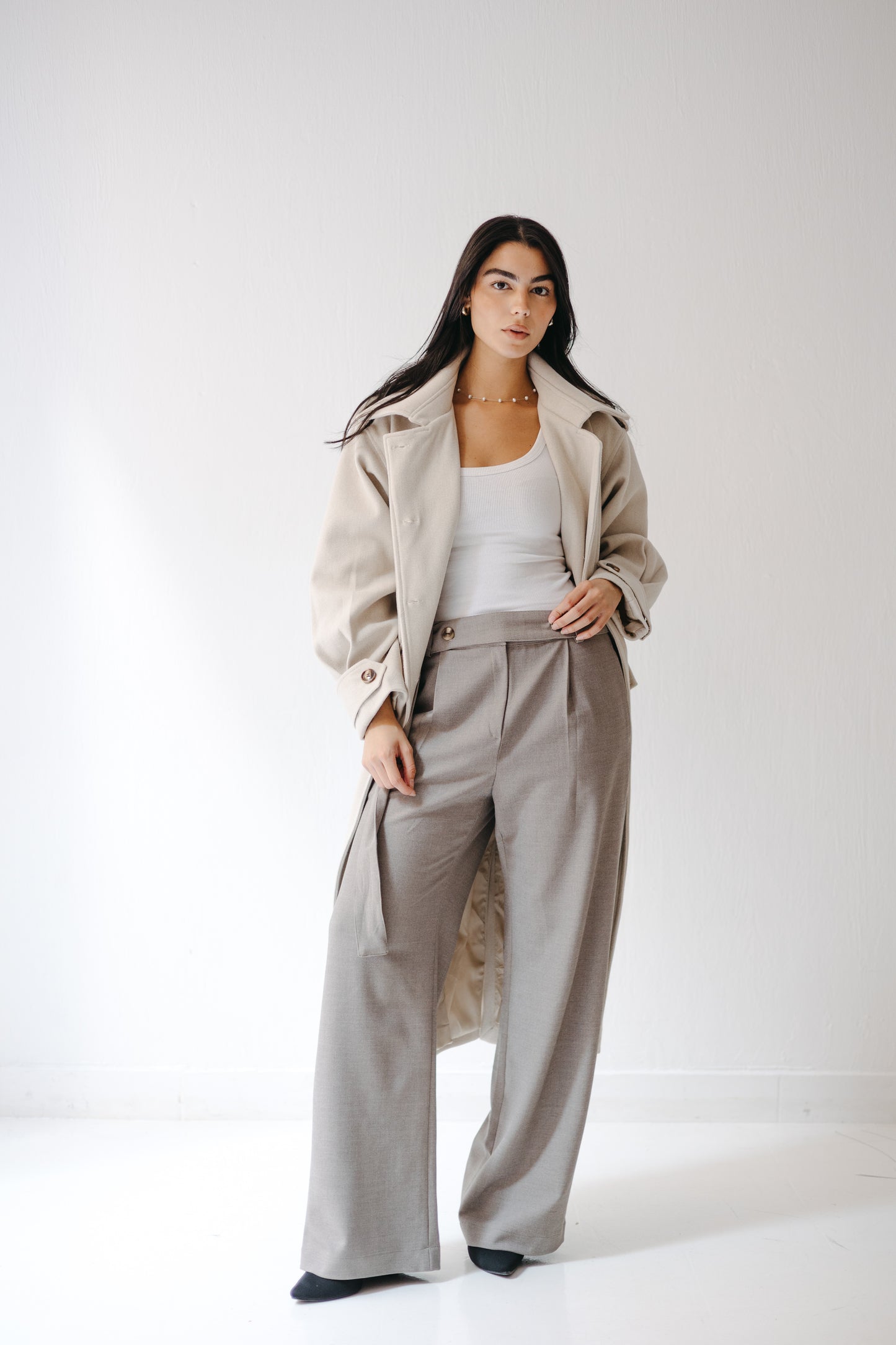 The Form Trousers in Stone