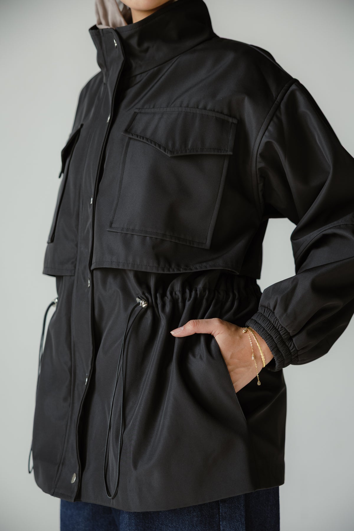 The Field Jacket in Noir