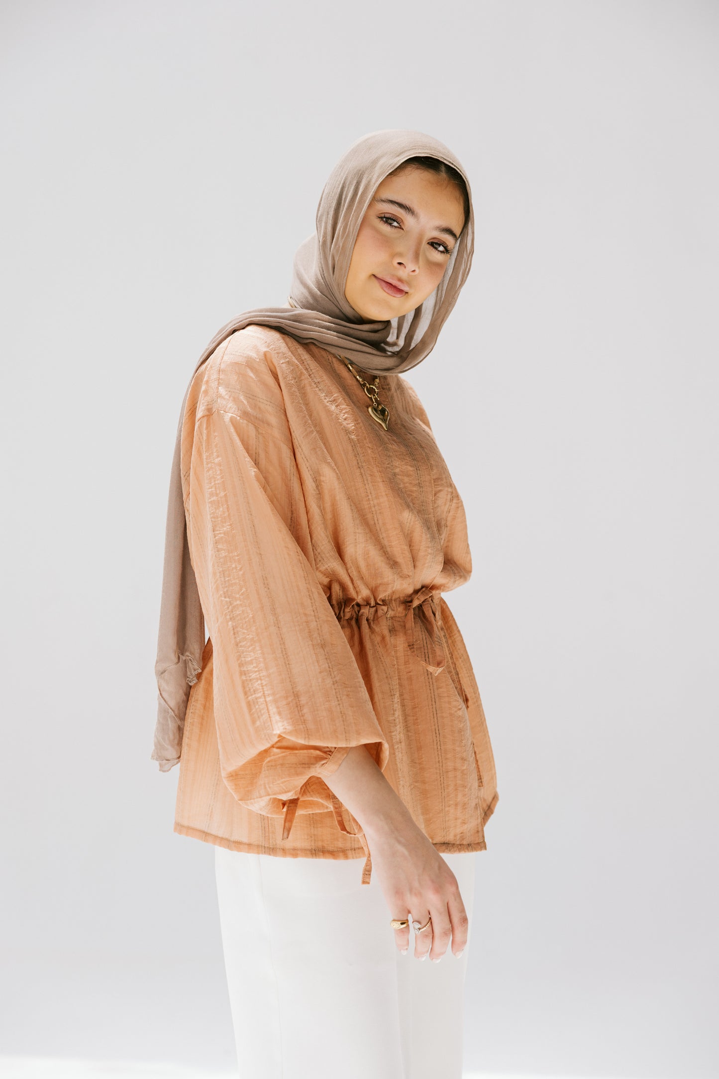 Marée blouse in Apricot