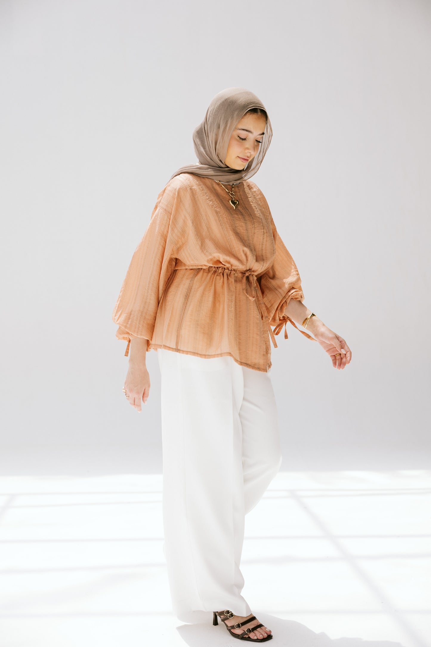 Marée blouse in Apricot