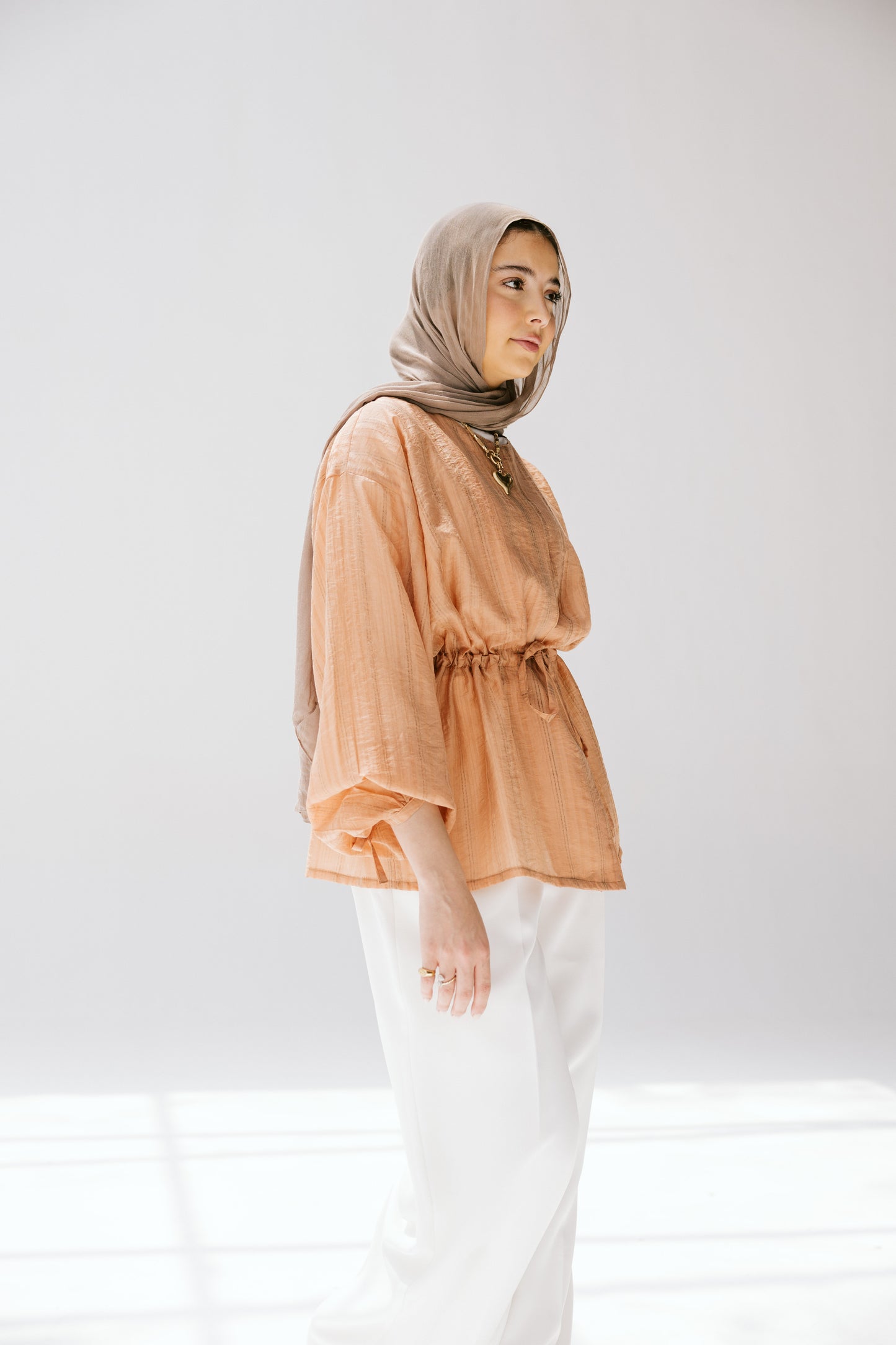 Marée blouse in Apricot