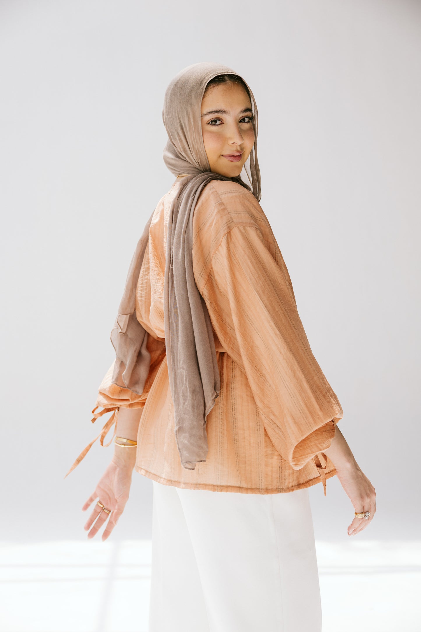 Marée blouse in Apricot