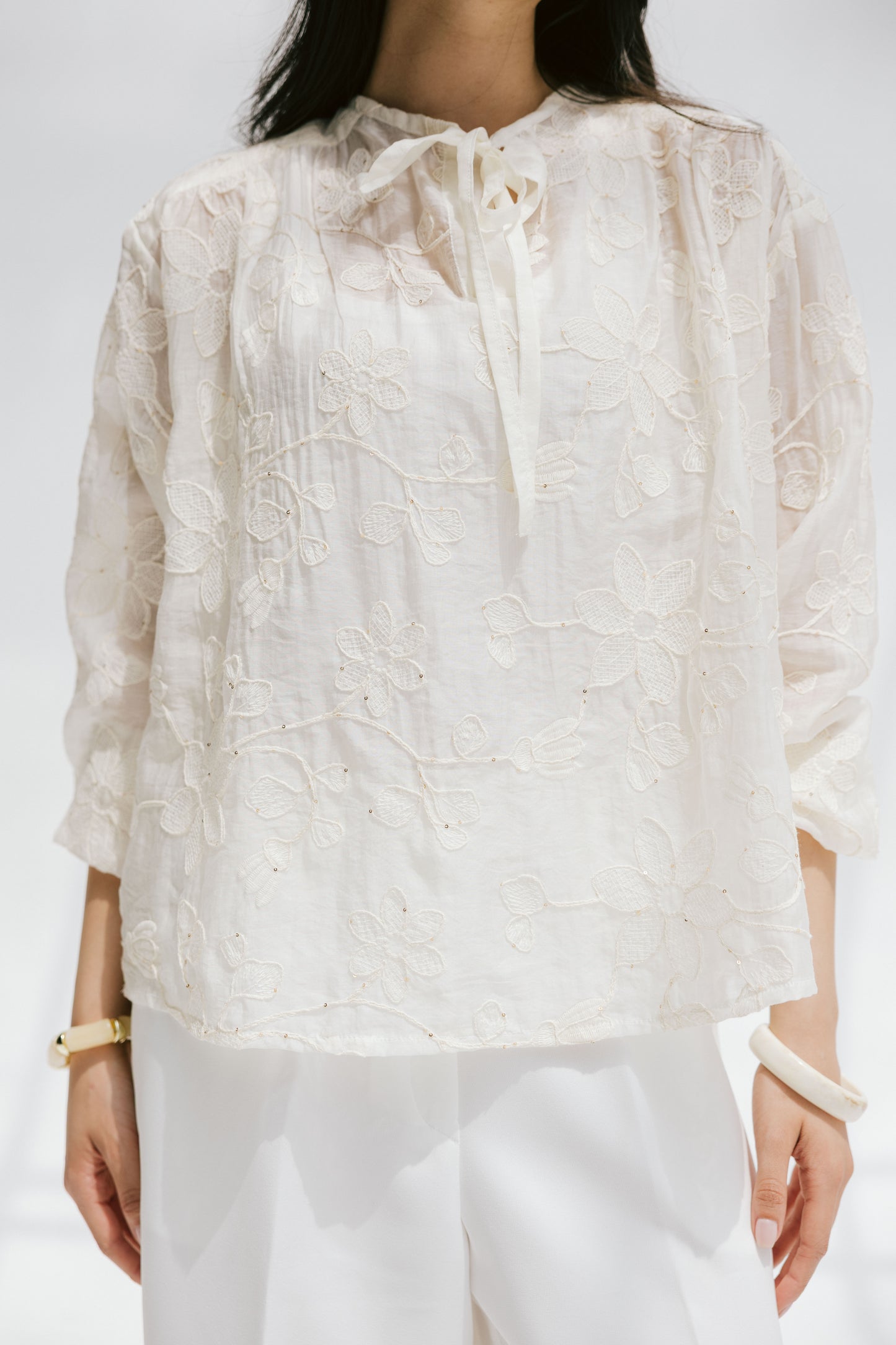Fleurine Blouse in Ivory