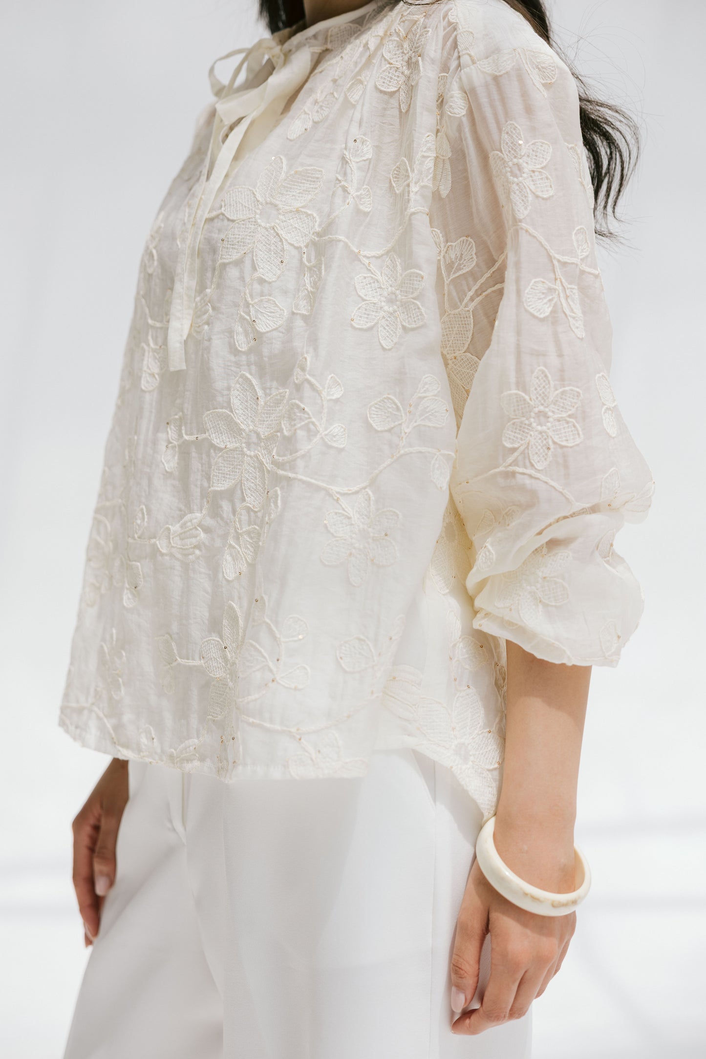 Fleurine Blouse in Ivory