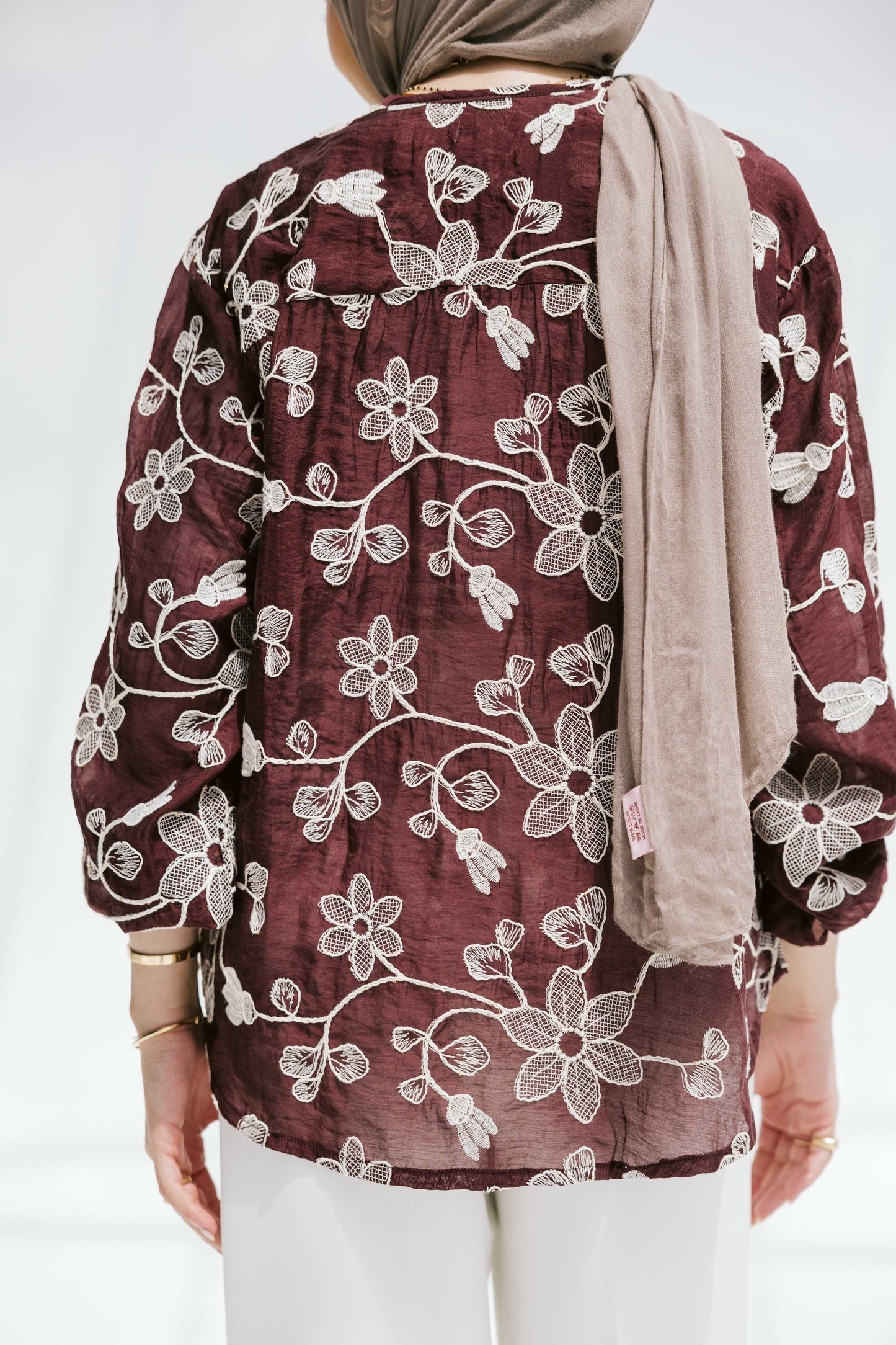 Fleurine Blouse in Maroon