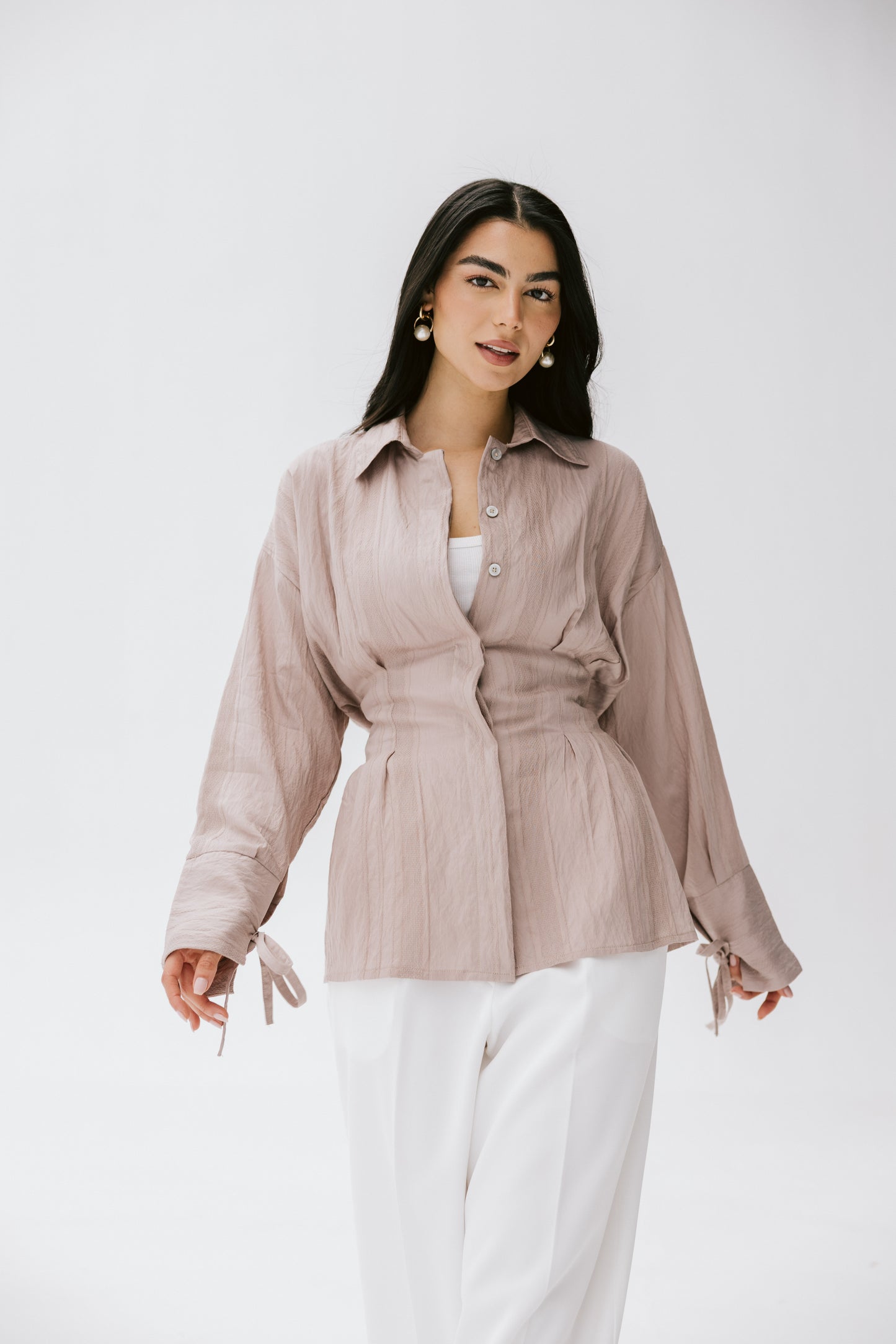 The Hourglass blouse in Taupe