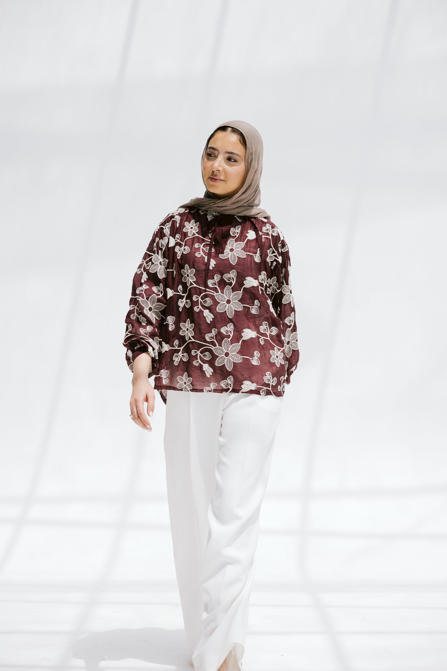 Fleurine Blouse in Maroon