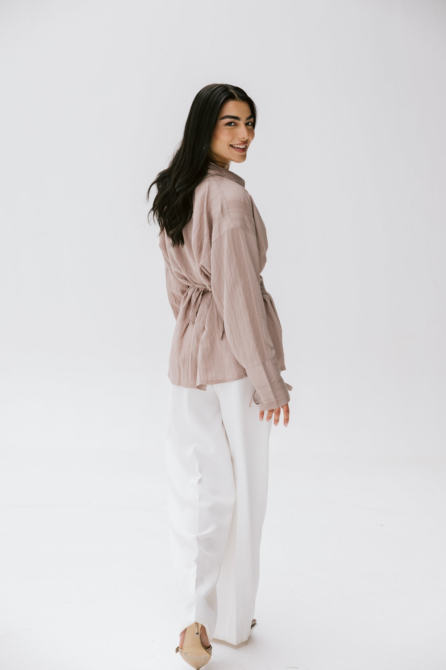 The Hourglass blouse in Taupe
