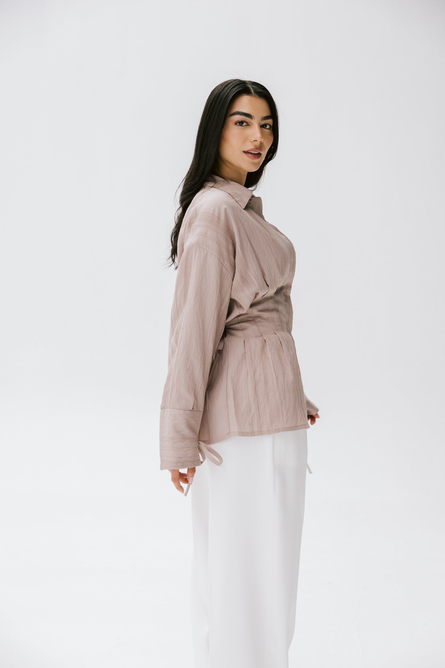 The Hourglass blouse in Taupe
