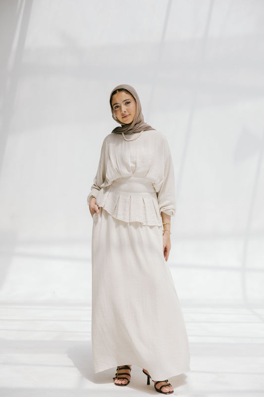The Lagoon Set in Cream
