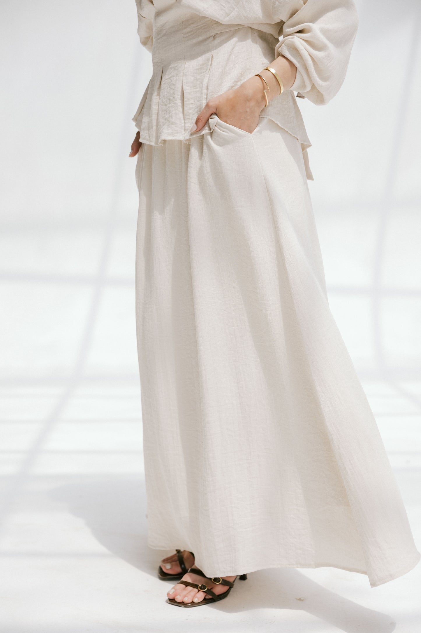 The Lagoon Set in Cream