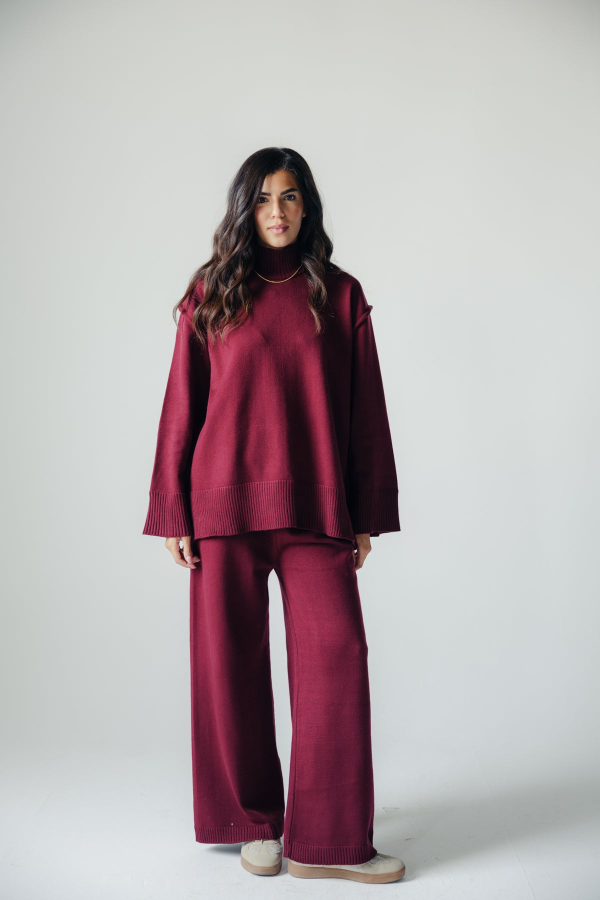 The Lounge Set in Cranberry