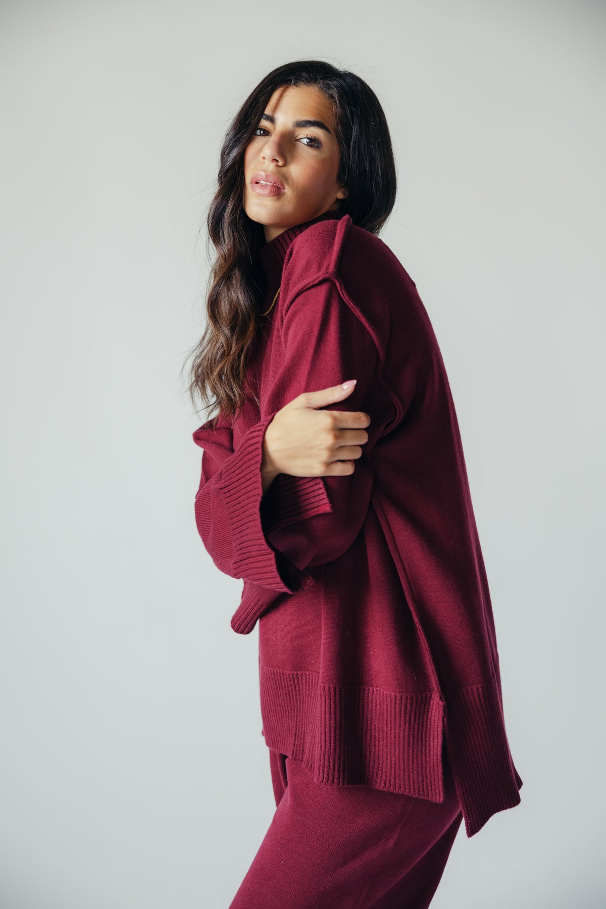 The Lounge Set in Cranberry