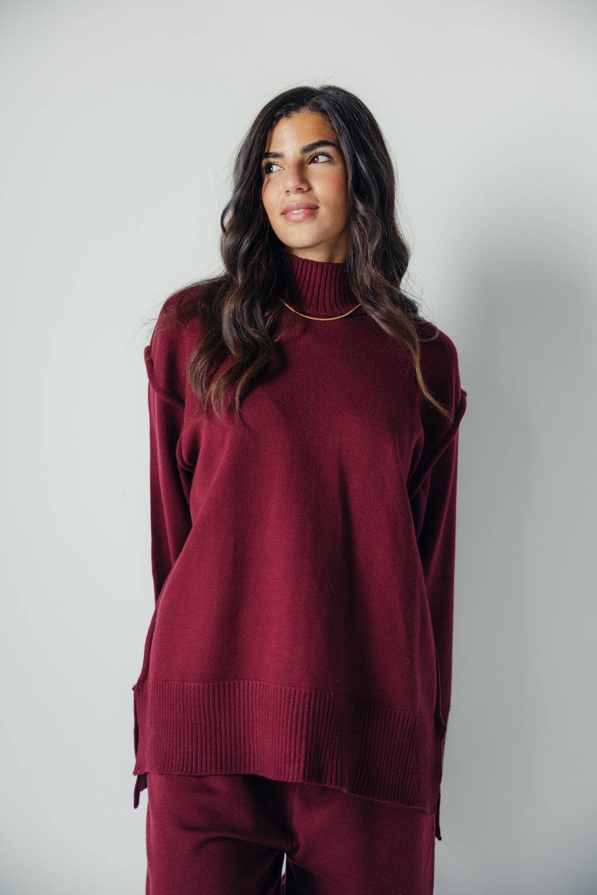 The Lounge Set in Cranberry
