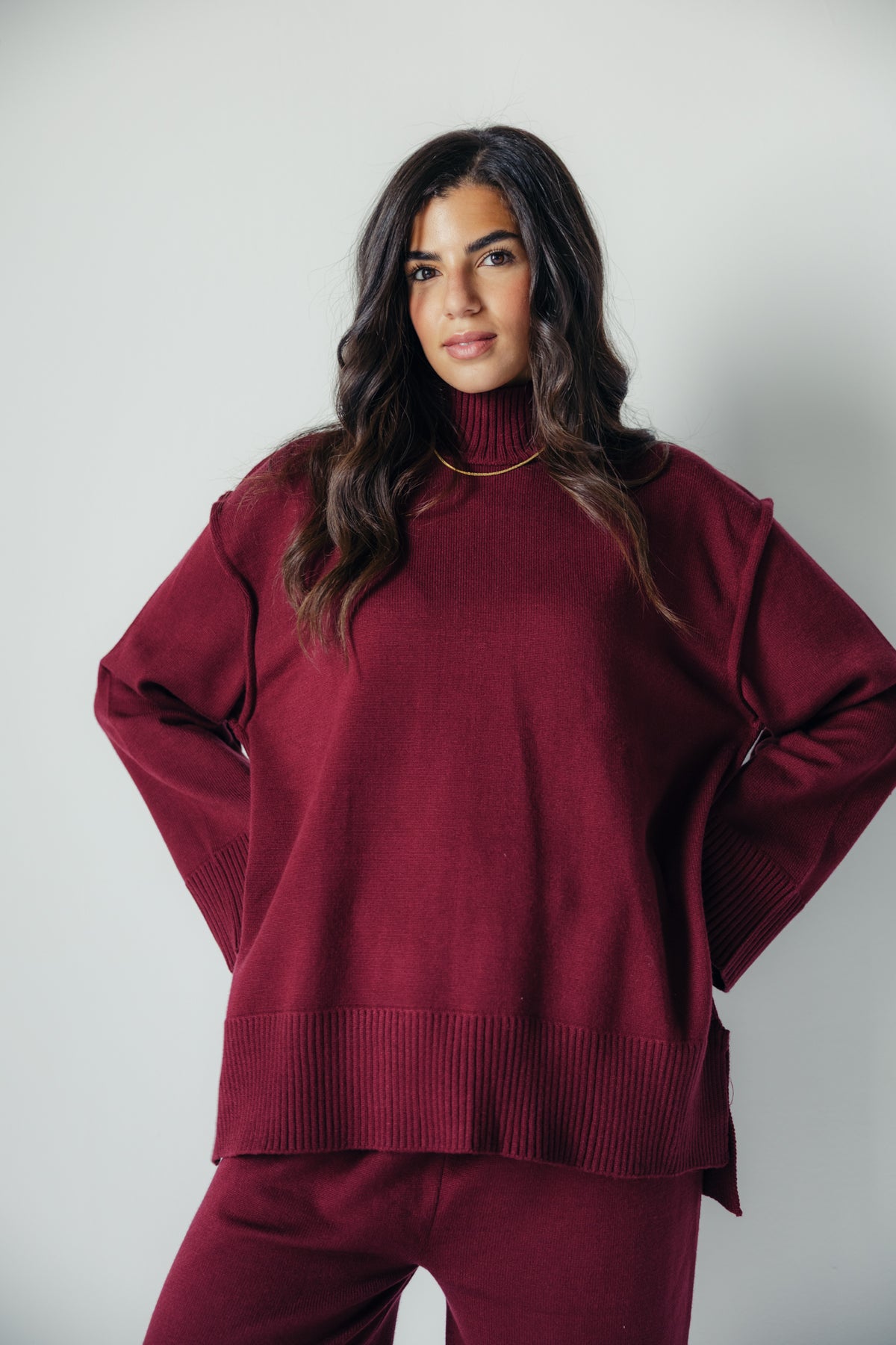 The Lounge Set in Cranberry
