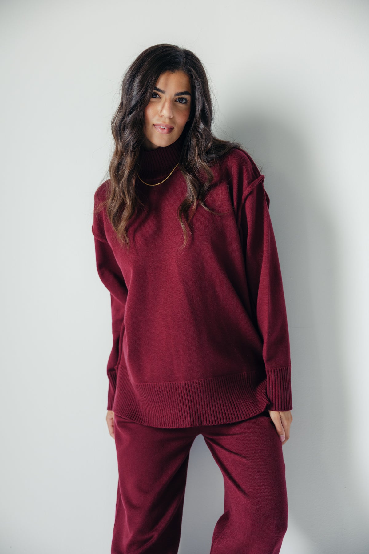 The Lounge Set in Cranberry