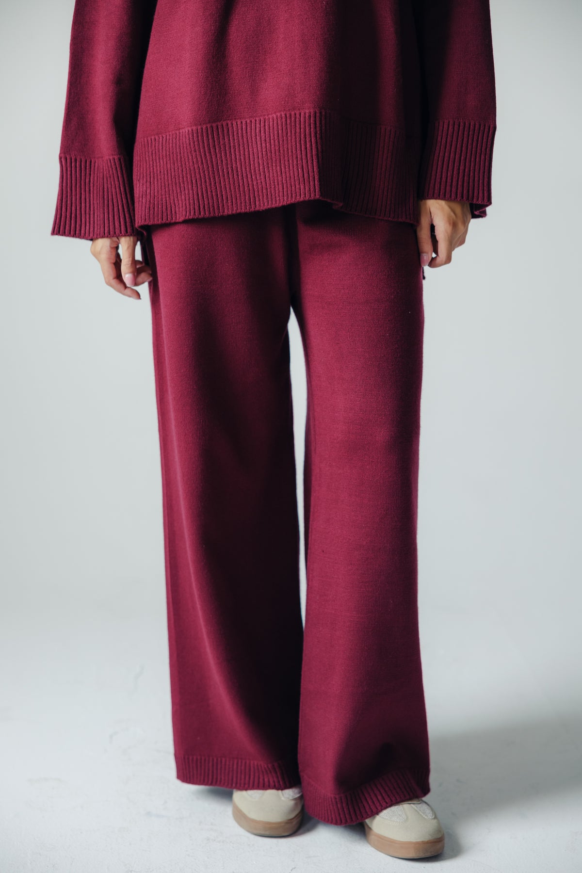 The Lounge Set in Cranberry