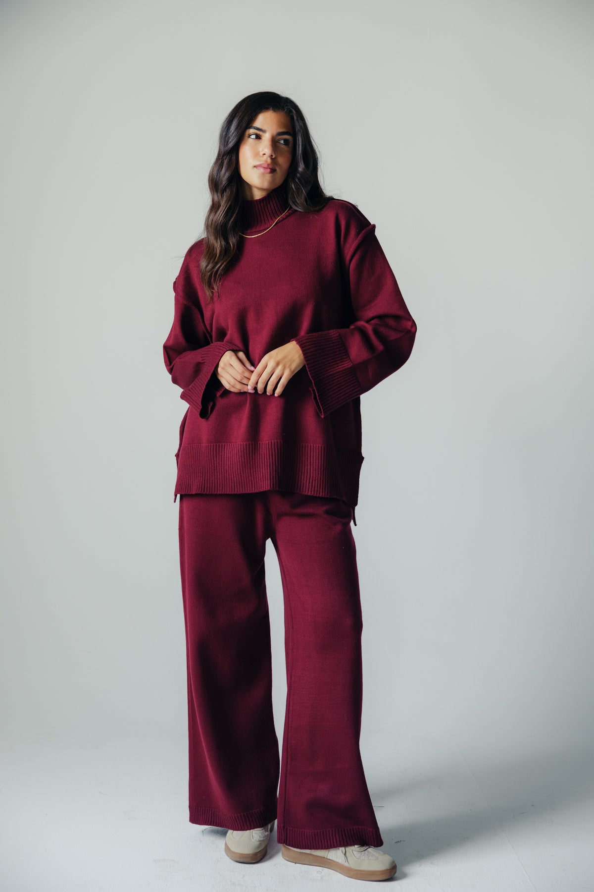 The Lounge Set in Cranberry