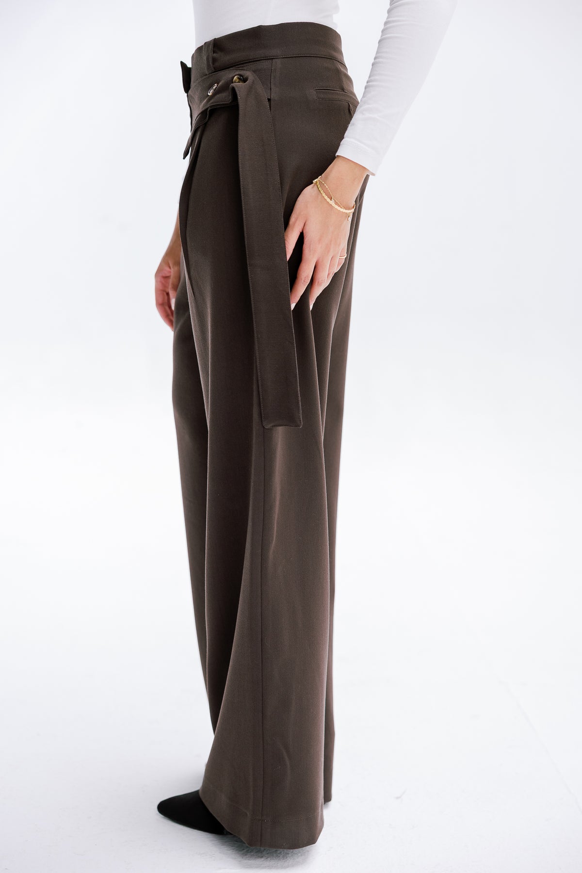 The Tailored Trousers in Brown