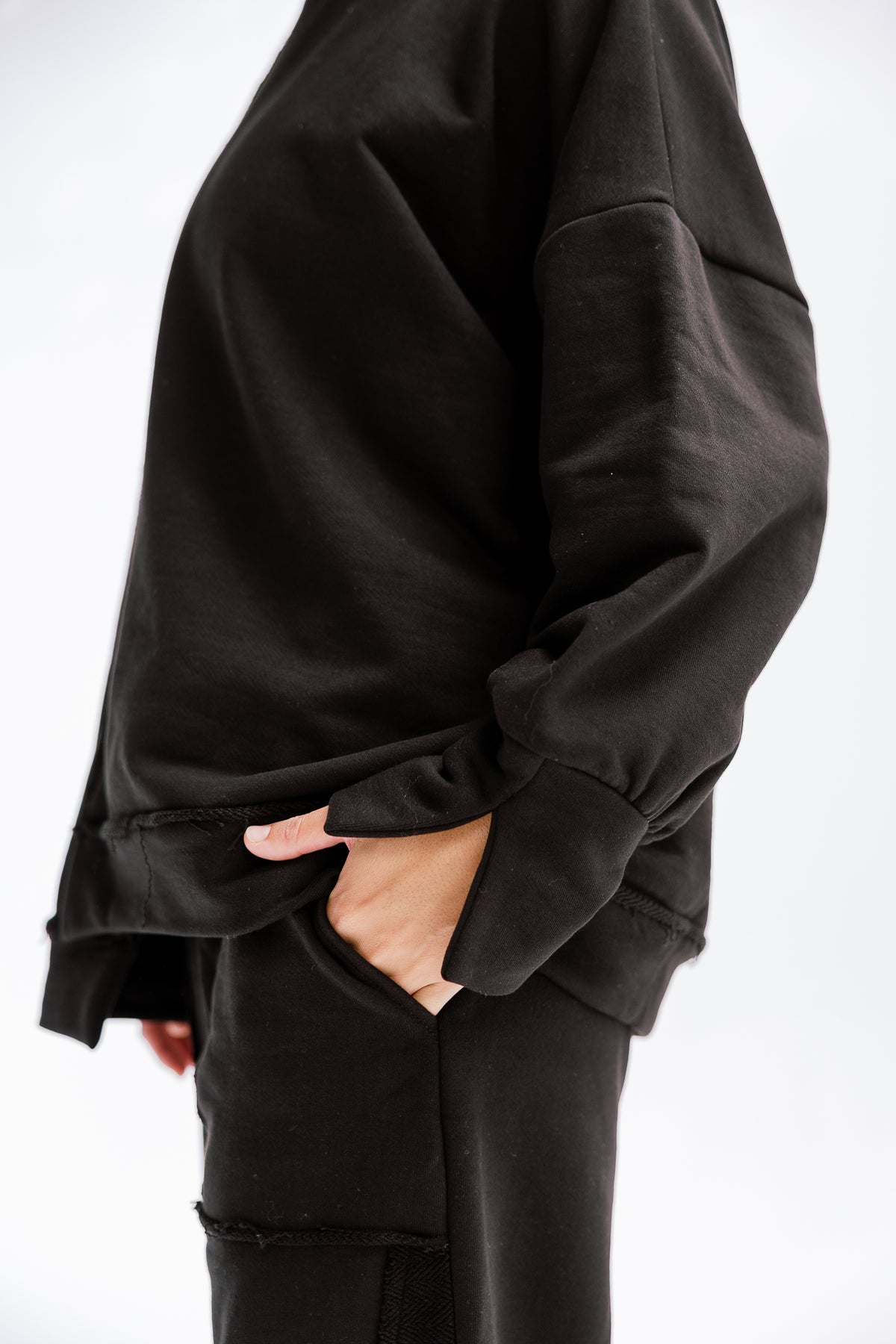 Fall Crewneck Set in Black