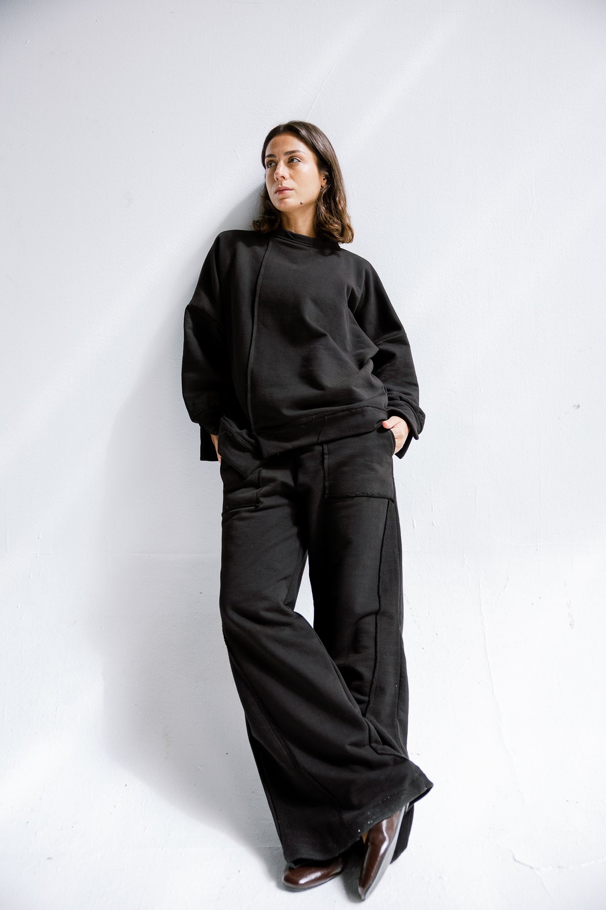 Fall Crewneck Set in Black