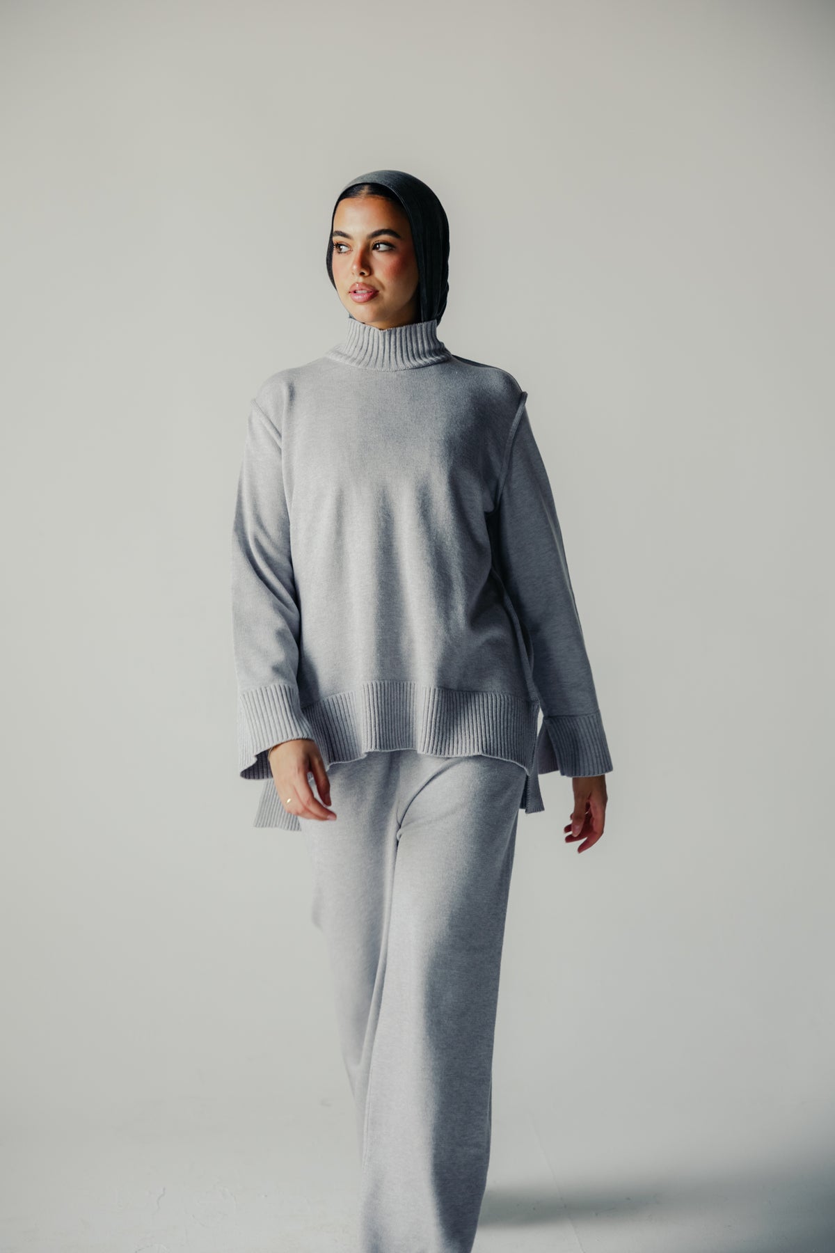 The Lounge Set in Cloud Gray