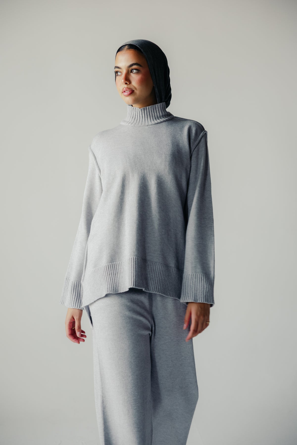 The Lounge Set in Cloud Gray