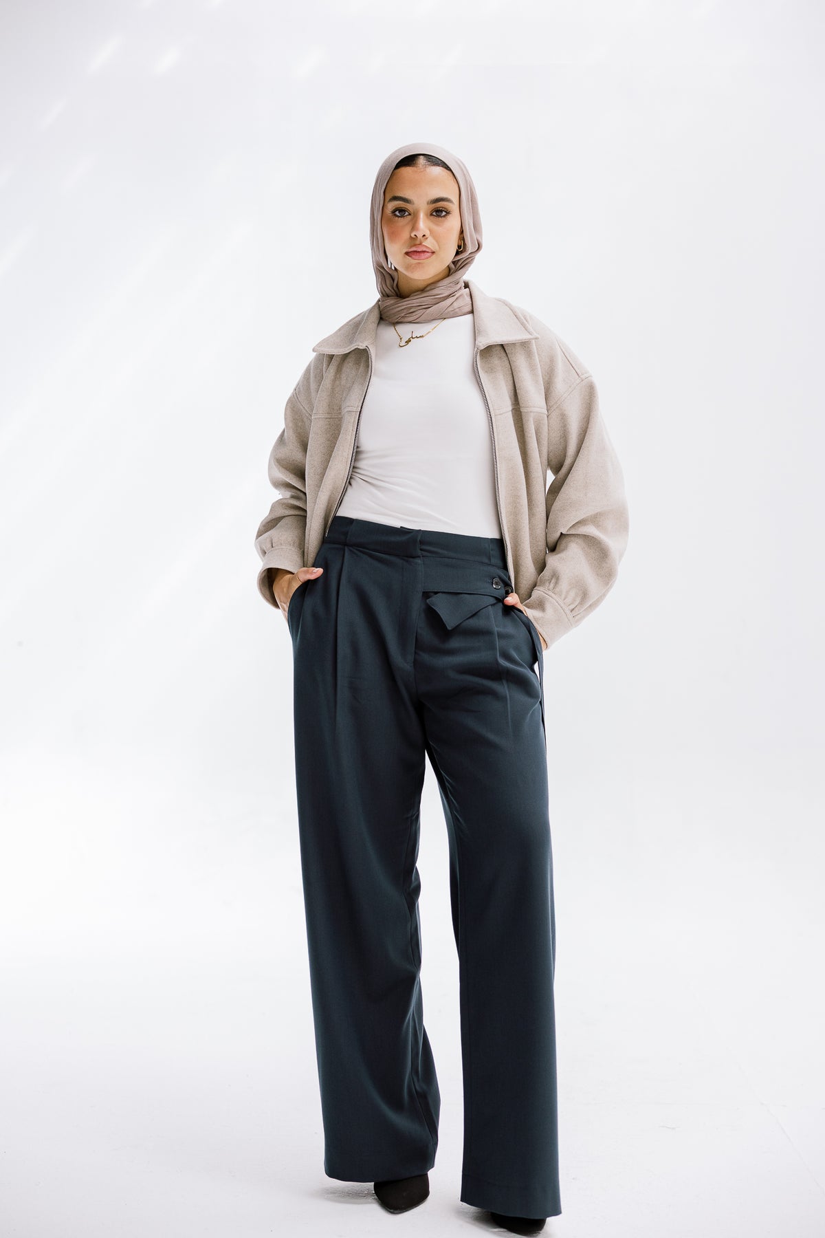 The Tailored Trousers in Navy