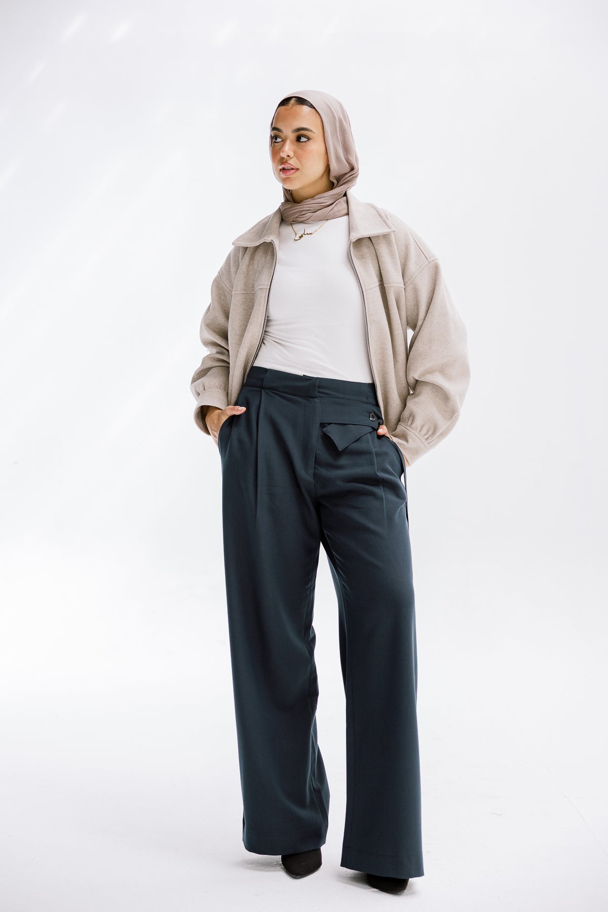 The Tailored Trousers in Navy