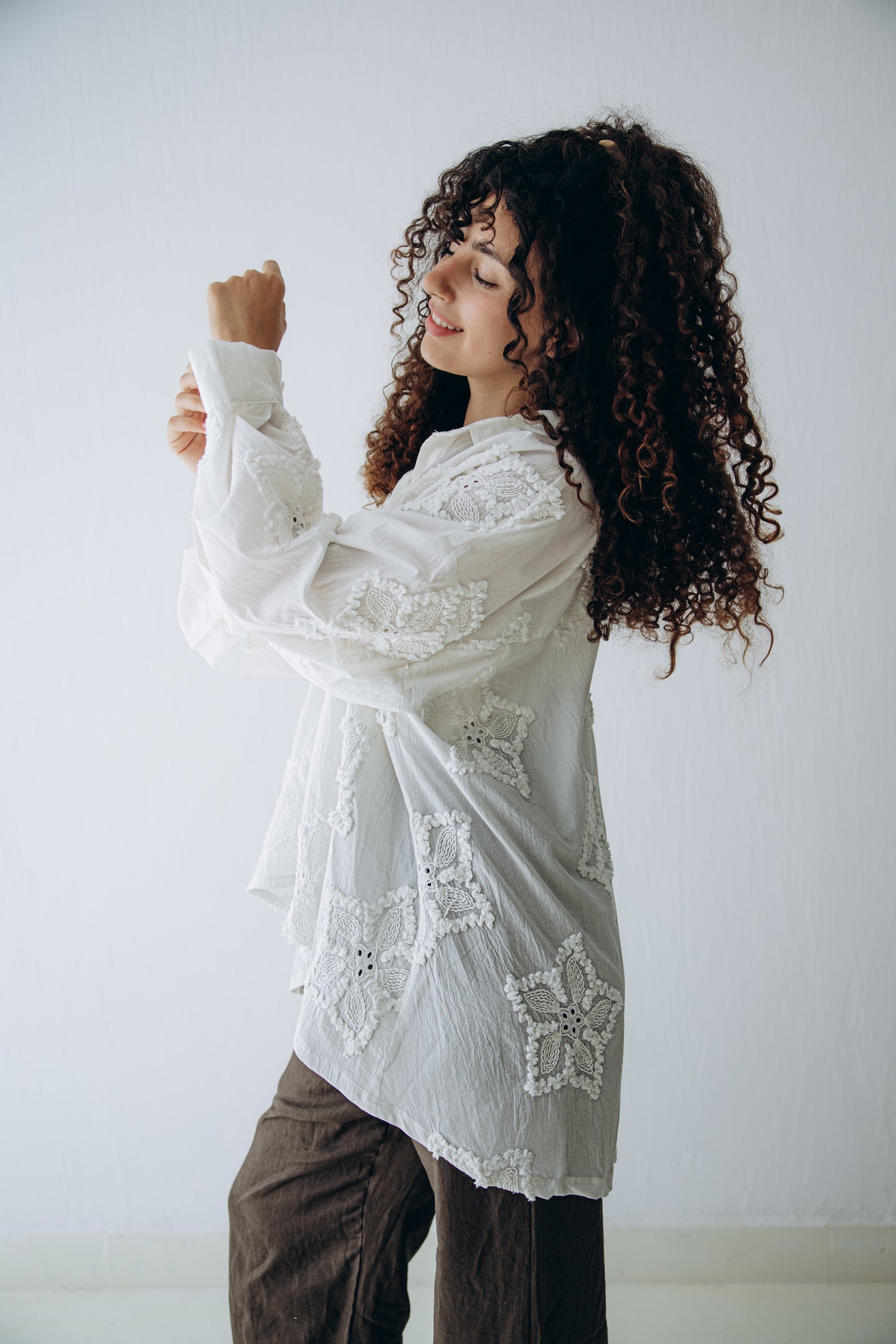 Amber Embroidery Blouse