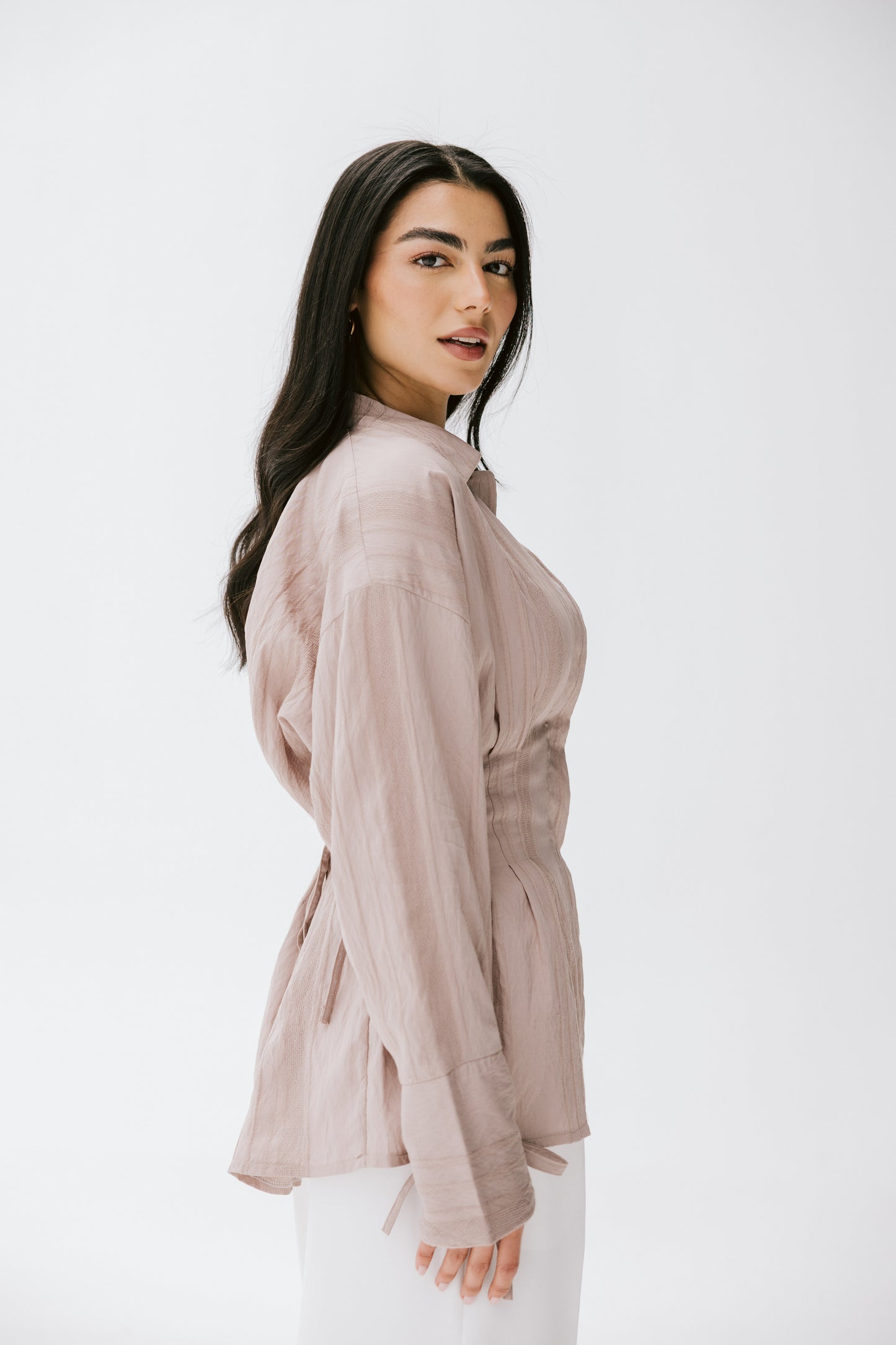The Hourglass blouse in Taupe