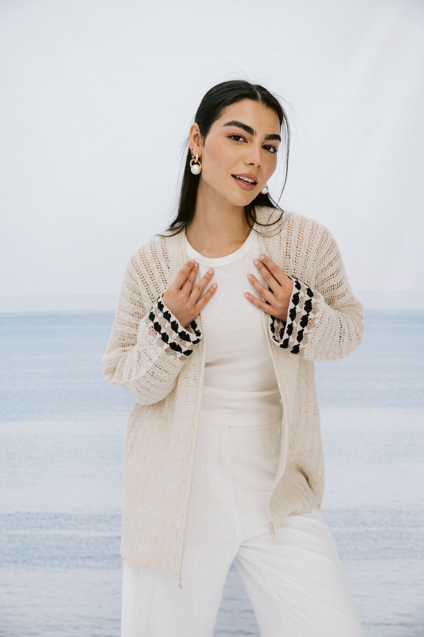 Shoreline knit Cardigan in Beige