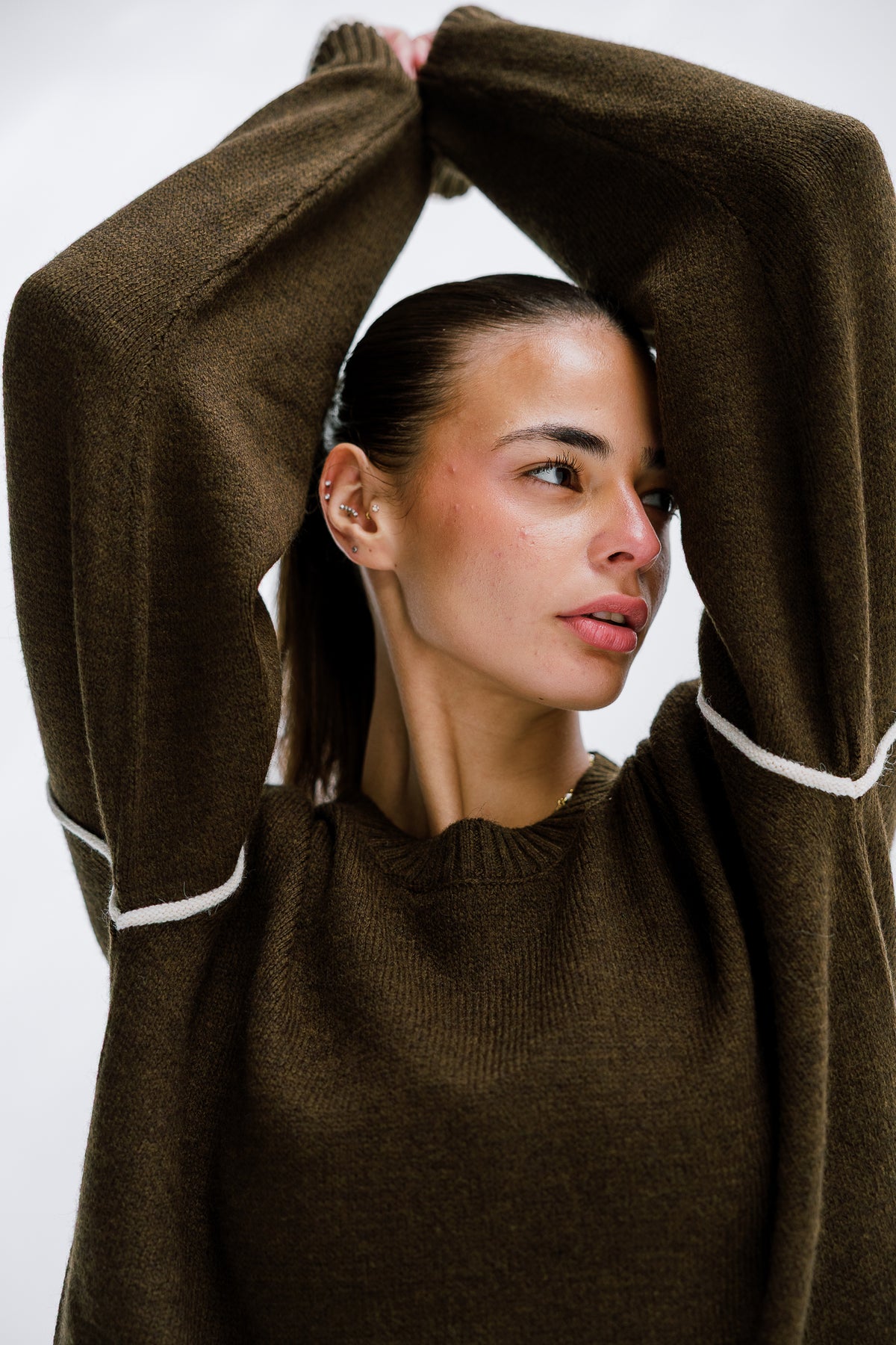 Cozy Contrast Knit in Olive brown