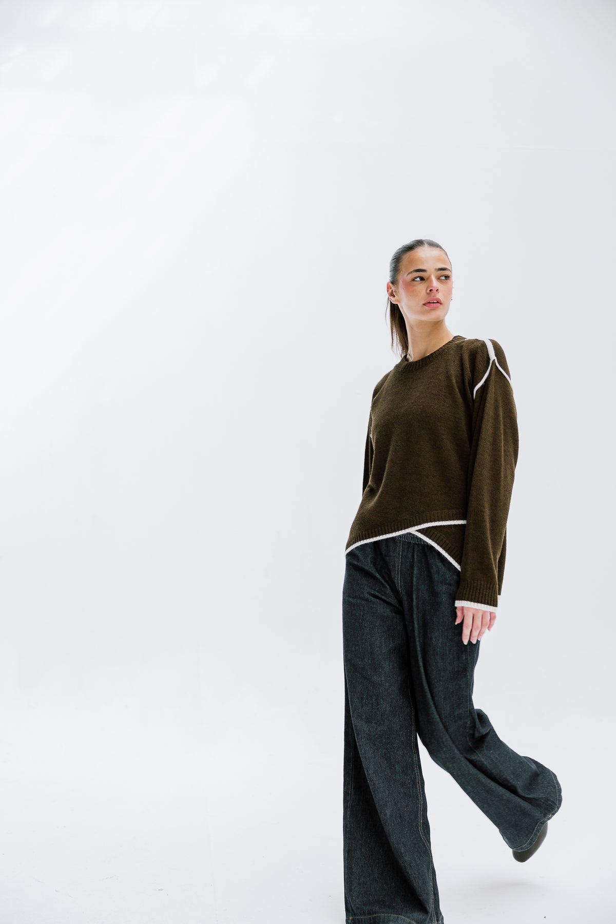 Cozy Contrast Knit in Olive brown