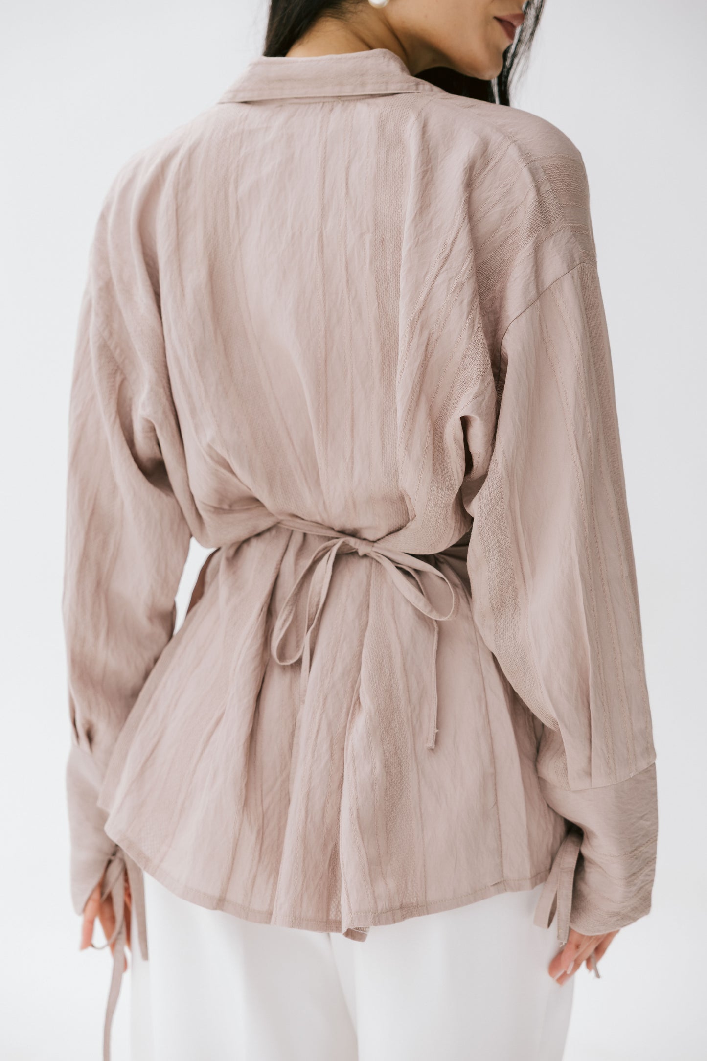 The Hourglass blouse in Taupe