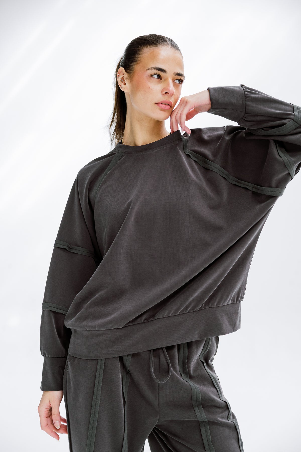 Side Line Set in Stone Gray