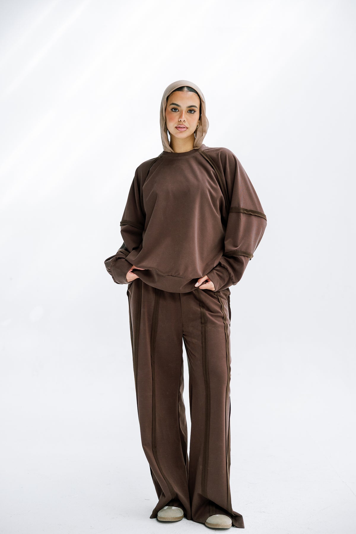 Side Line Set in Mocha