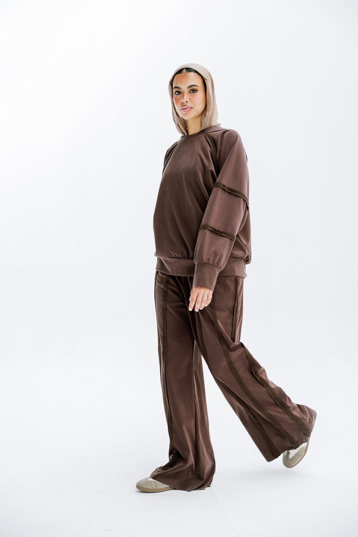 Side Line Set in Mocha