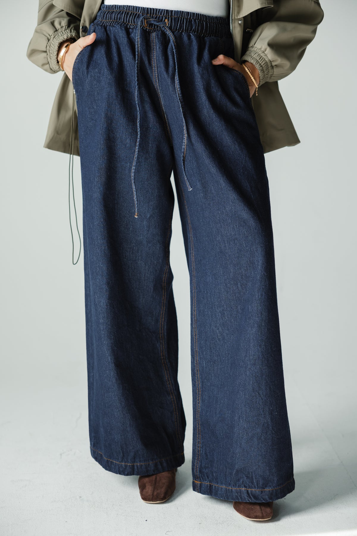 The Field Jacket in Olive Mist