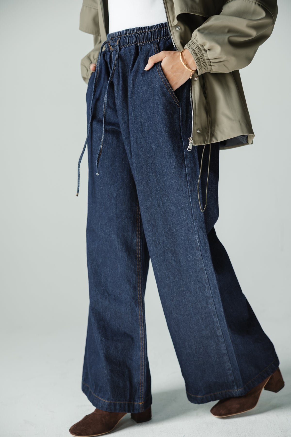 The Field Jacket in Olive Mist