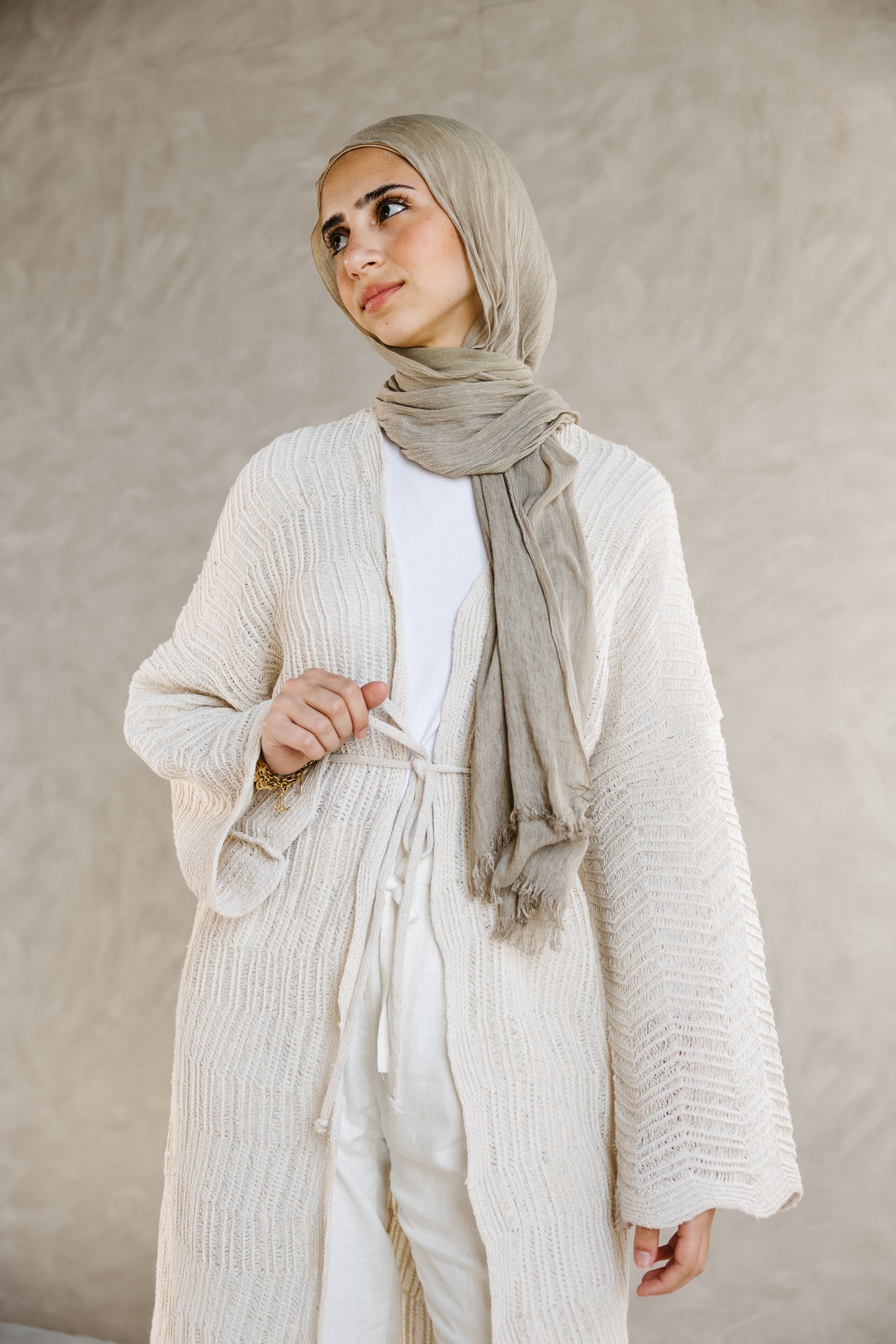 KnotWave Cardigan in Oat