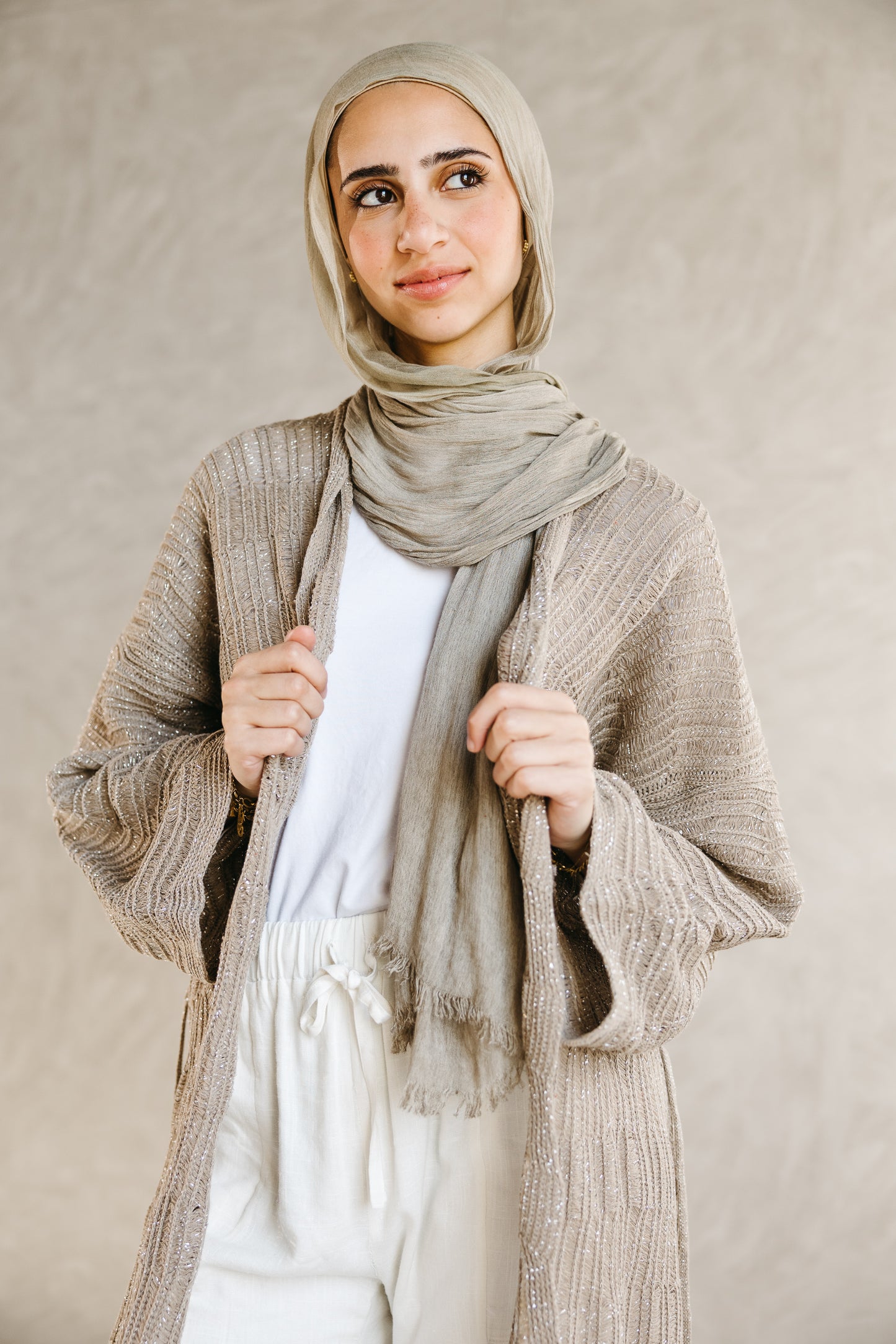 KnotWave Cardigan in Shimmer Tan
