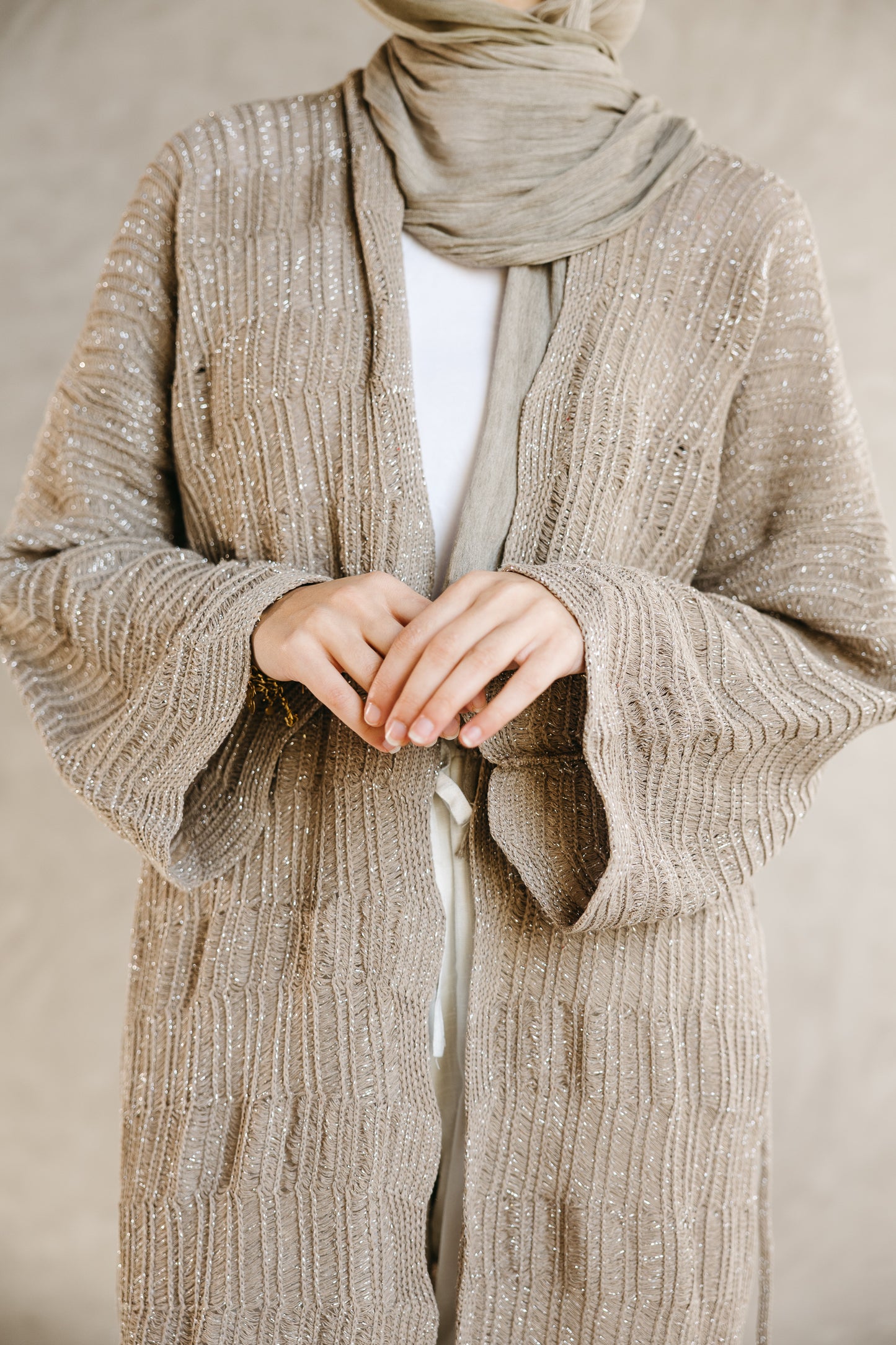 KnotWave Cardigan in Shimmer Tan