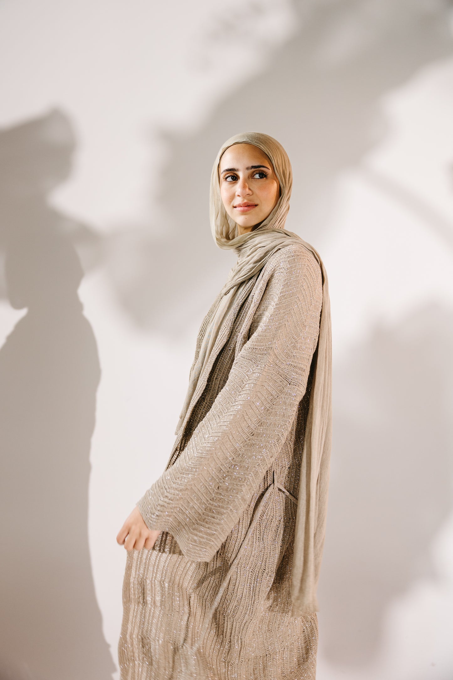 KnotWave Cardigan in Shimmer Tan