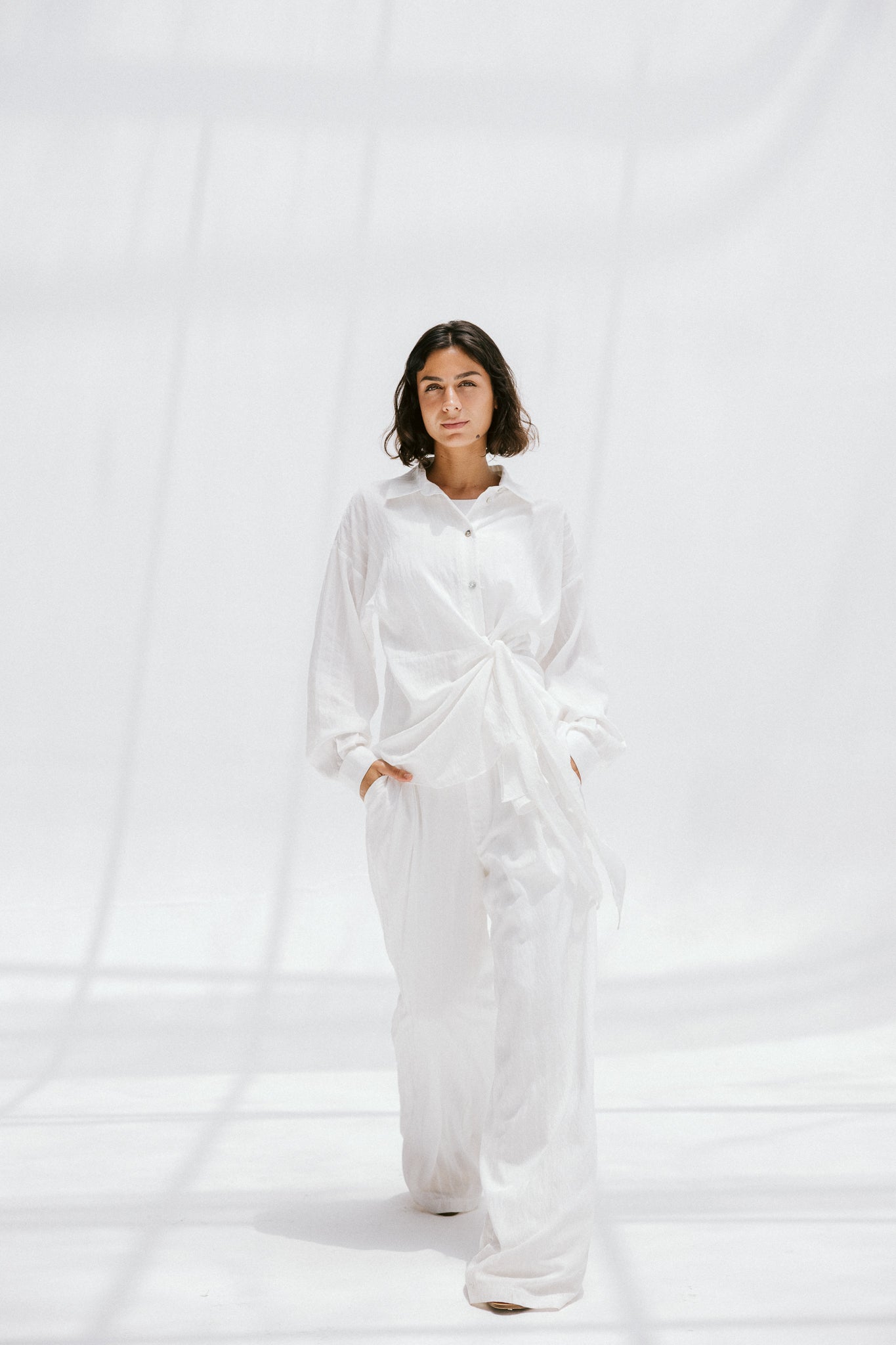 Retreat Set In White