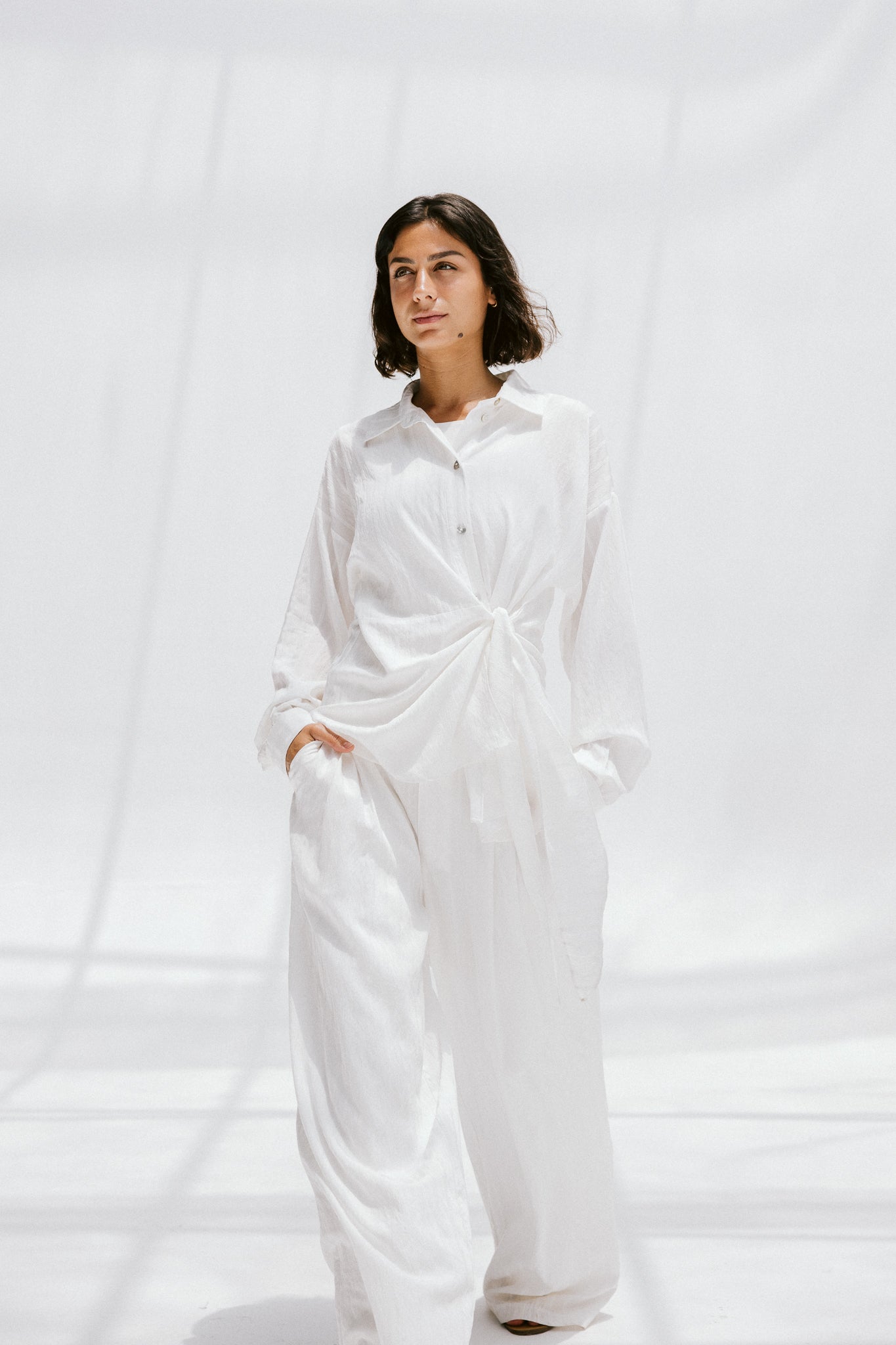 Retreat Set In White