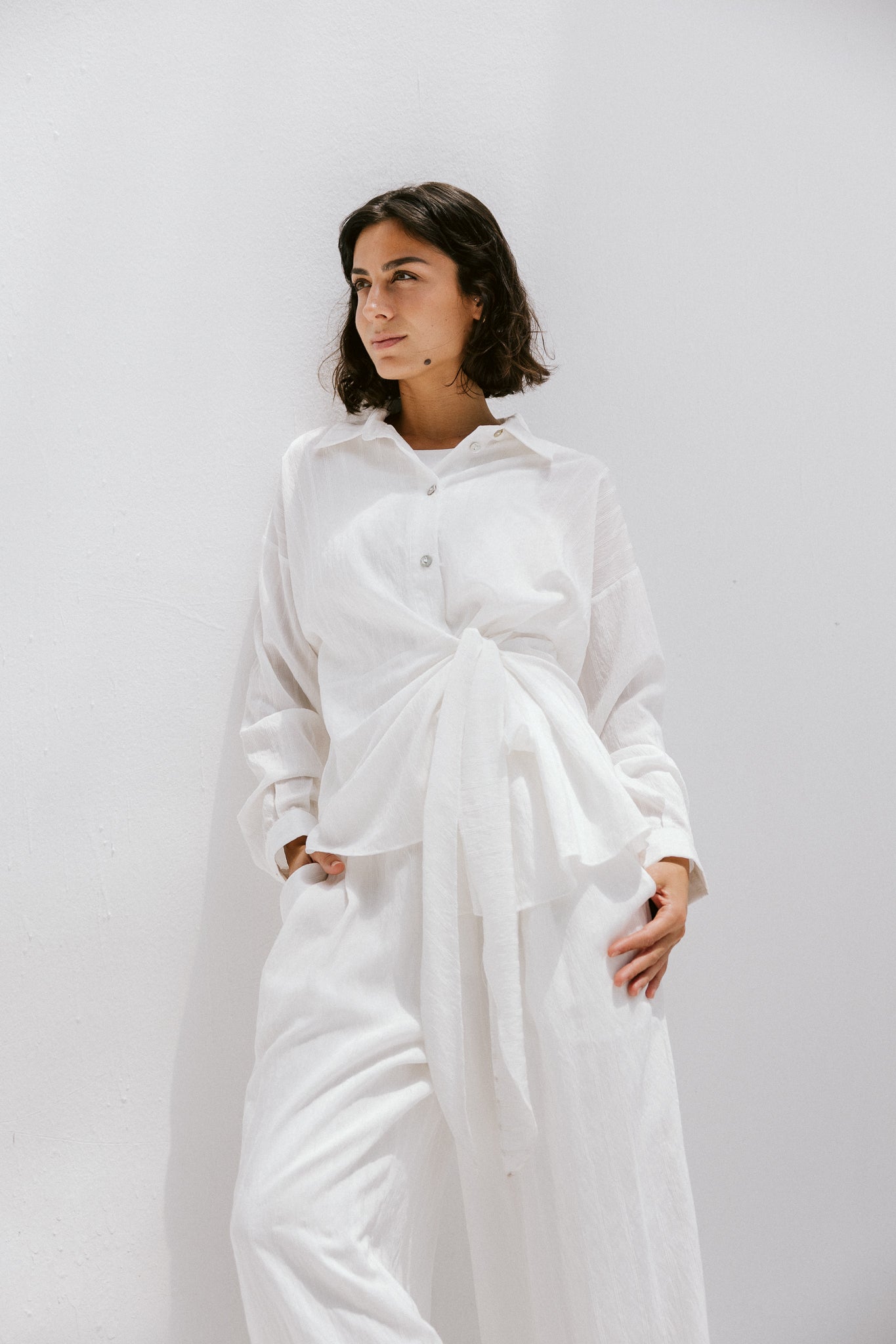 Retreat Set In White