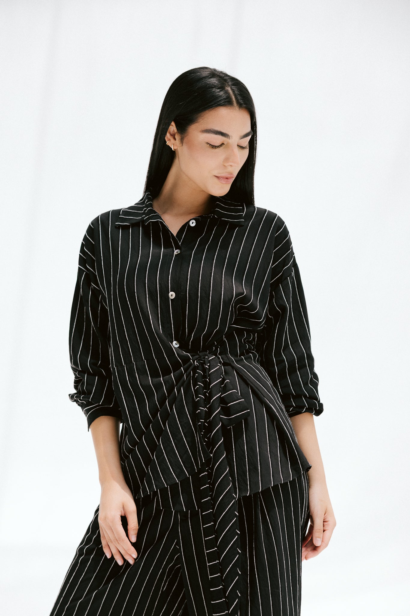 Retreat Set In Noir